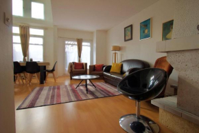 Disney and Paris 5 rooms 110m2 free parking